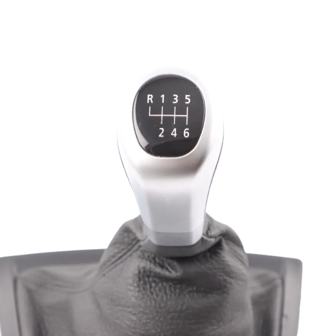Pomello del cambio con copertura in pelle anello cromato per BMW Z4 E89 con numero di parte 7584548 BMW Z4 E89 Pomello del cambio con copertura in pelle anello cromato - SKU 7584548 - Numero di parte 7584548
