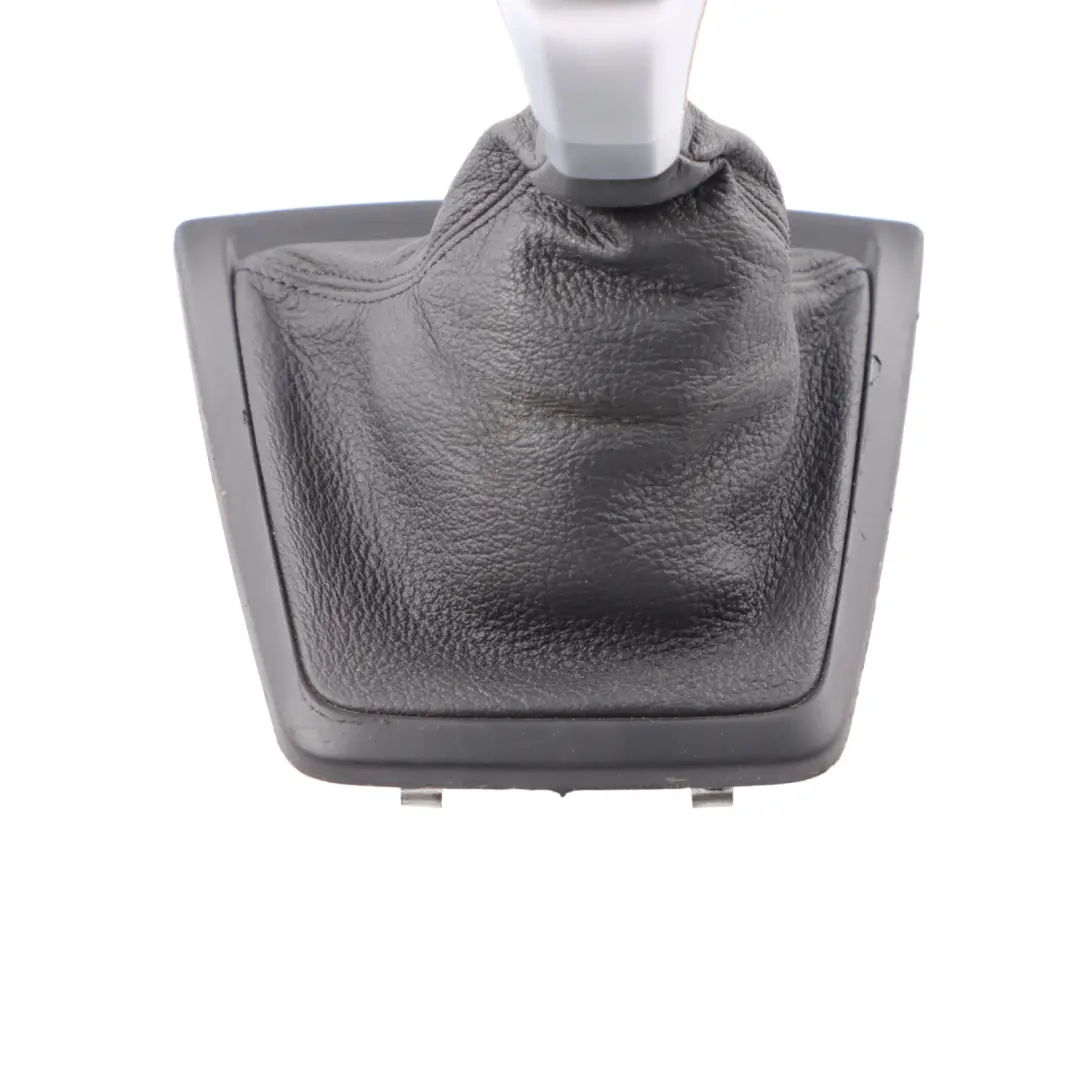 Pomello del cambio con copertura in pelle anello cromato per BMW Z4 E89 con numero di parte 7584548 BMW Z4 E89 Pomello del cambio con copertura in pelle anello cromato - SKU 7584548 - Numero di parte 7584548