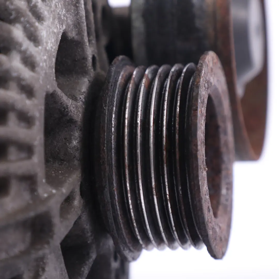 M57N2 Alternator Prądnica Silnika Diesel 150A do BMW X5 E53 X3 E83 o numerze 7797661 BMW X5 E53 X3 E83 M57N2 Alternator Prądnica Silnika Diesel 150A - SKU 7797661-2 - Numer Części 7797661