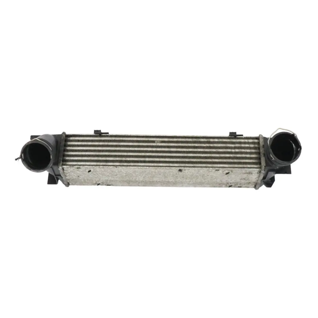 M57N2 Intercooler Refroidisseur pour BMW E90 E91 E92 325d 330d Diesel à propos du numéro de pièce 7800680 BMW E90 E91 E92 325d 330d Diesel M57N2 Intercooler Refroidisseur - SKU 7800680-1 - Numéro de pièce 7800680