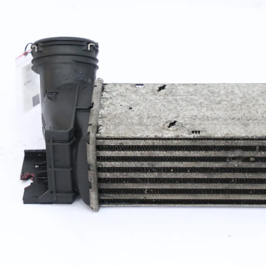 M57N2 Intercooler Refroidisseur pour BMW E90 E91 E92 325d 330d Diesel à propos du numéro de pièce 7800680 BMW E90 E91 E92 325d 330d Diesel M57N2 Intercooler Refroidisseur - SKU 7800680-1 - Numéro de pièce 7800680