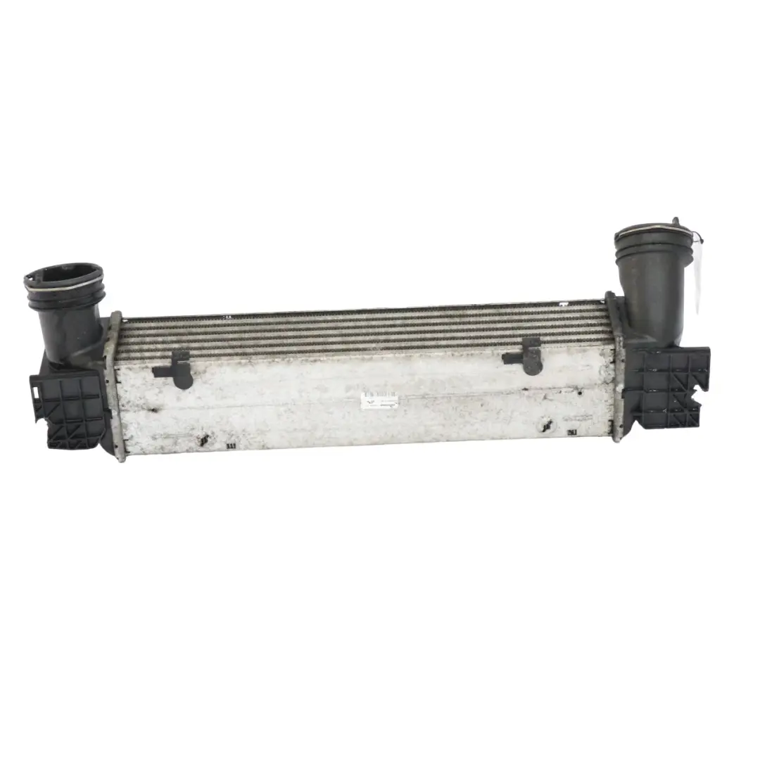 M57N2 Intercooler Refroidisseur pour BMW E90 E91 E92 325d 330d Diesel à propos du numéro de pièce 7800680 BMW E90 E91 E92 325d 330d Diesel M57N2 Intercooler Refroidisseur - SKU 7800680-1 - Numéro de pièce 7800680