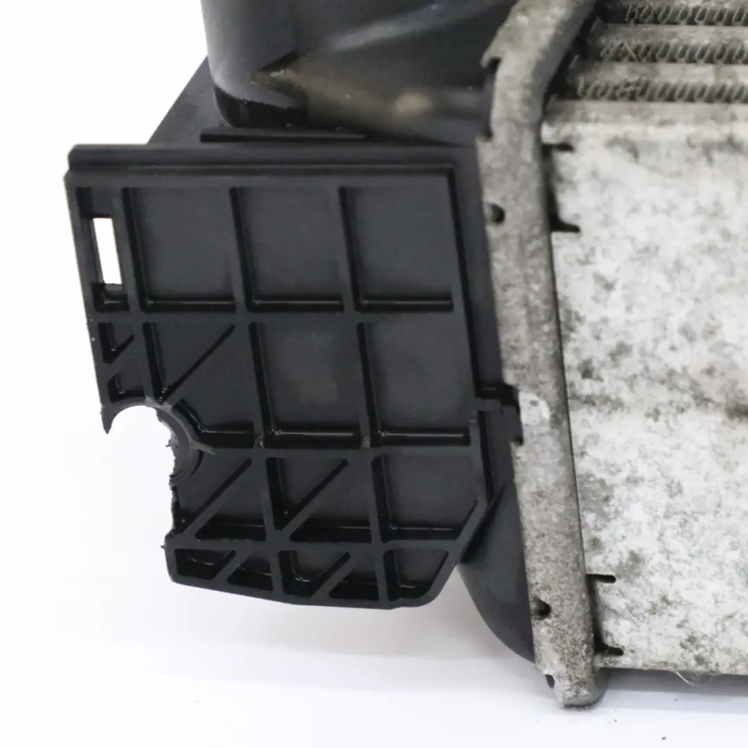 M57N2 Charge Cooler Radiator to Air Intercooler BMW E90 E91 E92 325d 330d with Part number 7800680 Air Intercooler BMW E90 E91 E92 325d 330d M57N2 Charge Cooler Radiator - SKU 7800680-1 - Part number 7800680