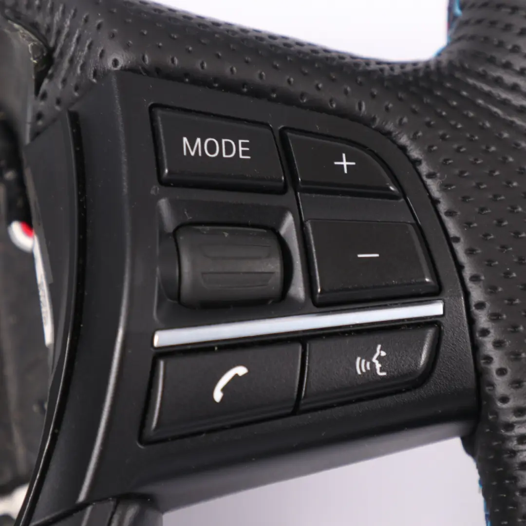 NUOVO in Pelle Nera Assistente Corsia per Volante BMW F10 F11 F12 M Sport con numero di parte 7842809 Volante BMW F10 F11 F12 M Sport NUOVO in Pelle Nera Assistente Corsia - SKU 7842809-1 - Numero di parte 7842809