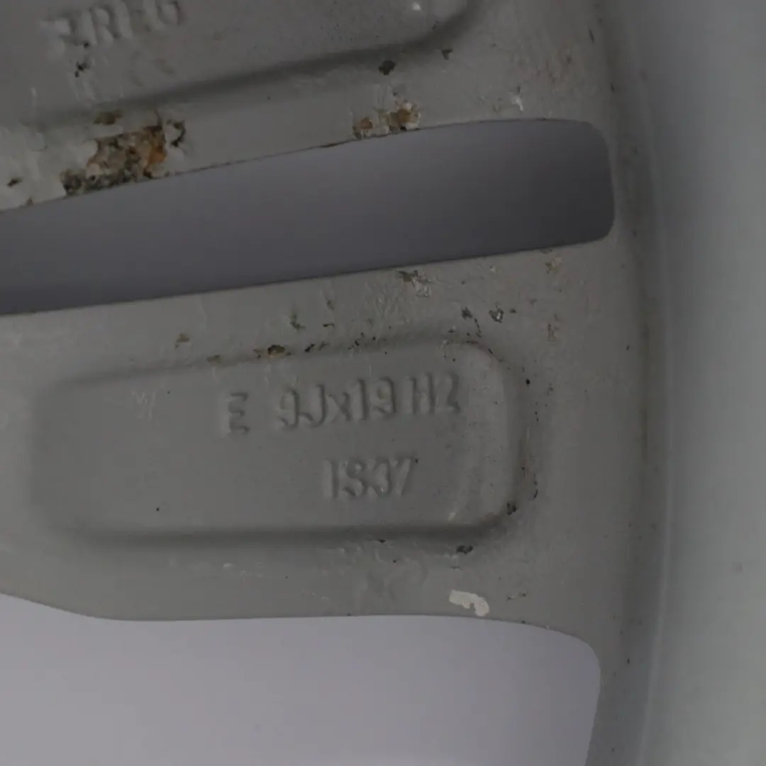 Rim BMW X5 F15 Silver Alloy 19" M Double Spoke 467 9J ET:37 7846787 to Wheel with Part number 7846786 Wheel Rim BMW X5 F15 Silver Alloy 19" M Double Spoke 467 9J ET:37 7846787 - SKU 7846786-2 - Part number 7846786