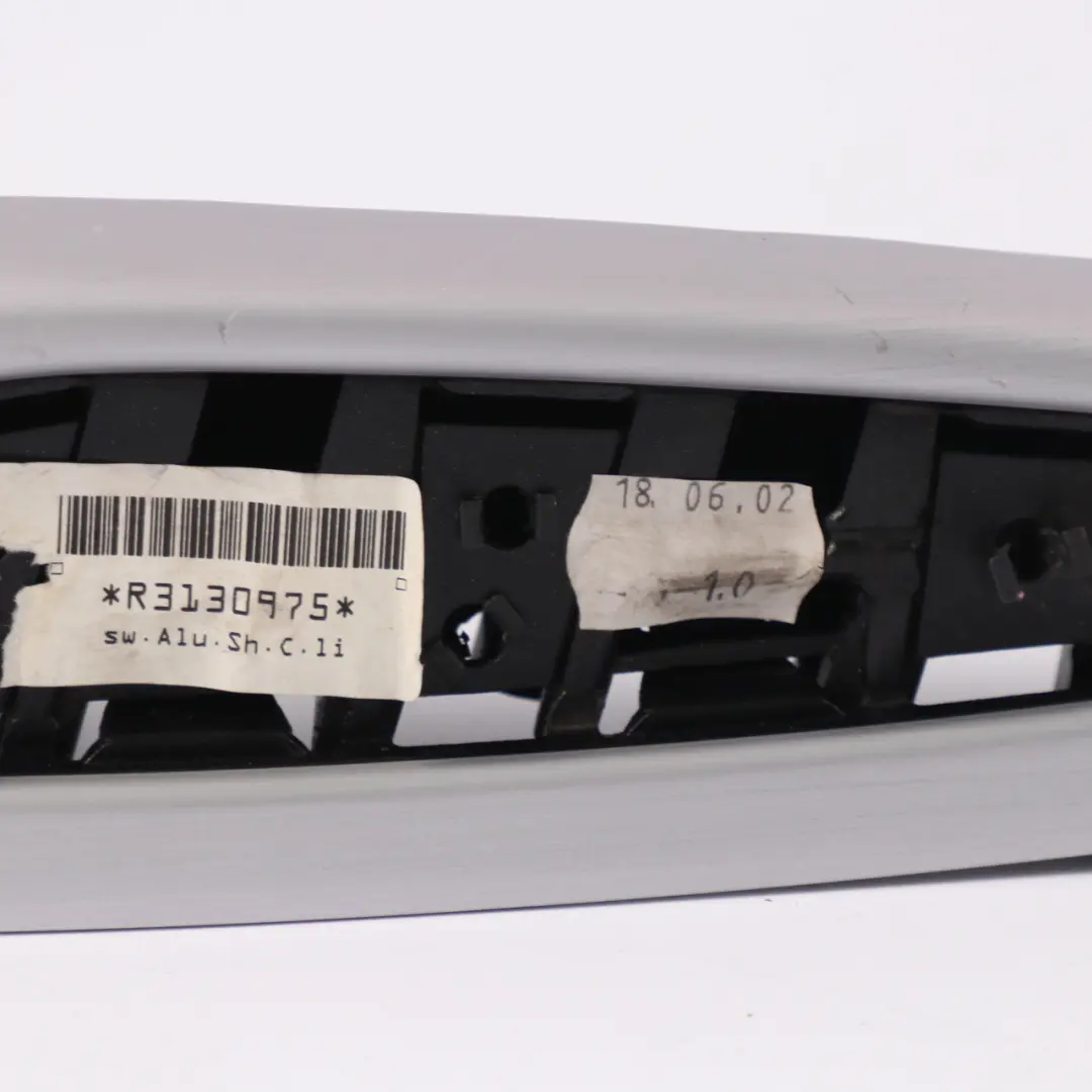 BMW E46 Convertible Apoyabrazos Trasero Izquierdo Embellecedor Aluminio - SKU 7895833 - Número de pieza 7895833