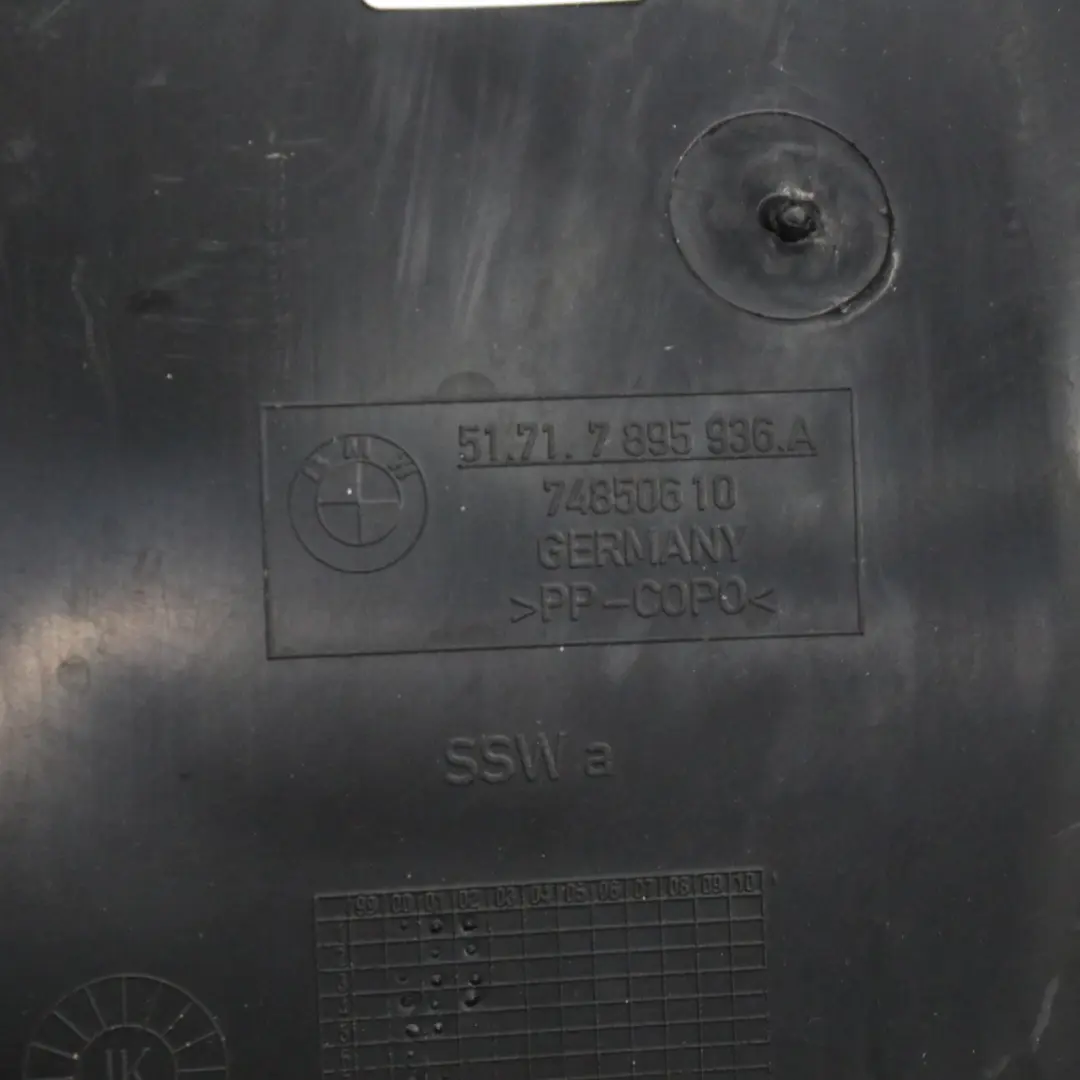 Passage de roue Couvre aile arrière droite pour BMW M3 E46 à propos du numéro de pièce 7895936 BMW M3 E46 Passage de roue Couvre aile arrière droite - SKU 7895936 - Numéro de pièce 7895936