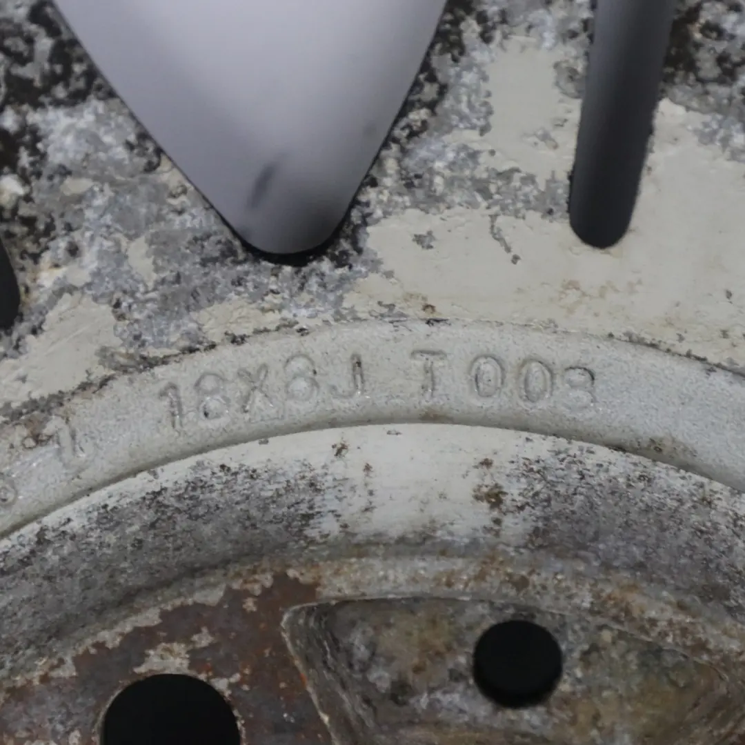 Nero Cerchio anteriore lega 18" 8J ET:47 M Doppie razze 135 VIA per BMW E46 E85 con numero di parte 7896470 BMW E46 E85 Nero Cerchio anteriore lega 18" 8J ET:47 M Doppie razze 135 VIA - SKU 7896470-VIA - Numero di parte 7896470