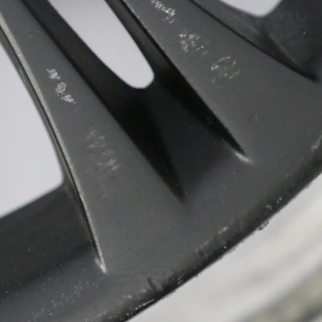 Nero Cerchio anteriore lega 18" 8J ET:47 M Doppie razze 135 VIA per BMW E46 E85 con numero di parte 7896470 BMW E46 E85 Nero Cerchio anteriore lega 18" 8J ET:47 M Doppie razze 135 VIA - SKU 7896470-VIA - Numero di parte 7896470