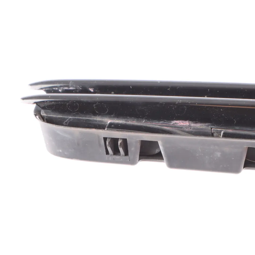 Kühler Grill Seiten Verkleidung Vorne Links für BMW E60 E61 LCI M5 mit Teilenummer 7896849 BMW E60 E61 LCI M5 Kühler Grill Seiten Verkleidung Vorne Links - SKU 7896849-1 - Teilenummer 7896849