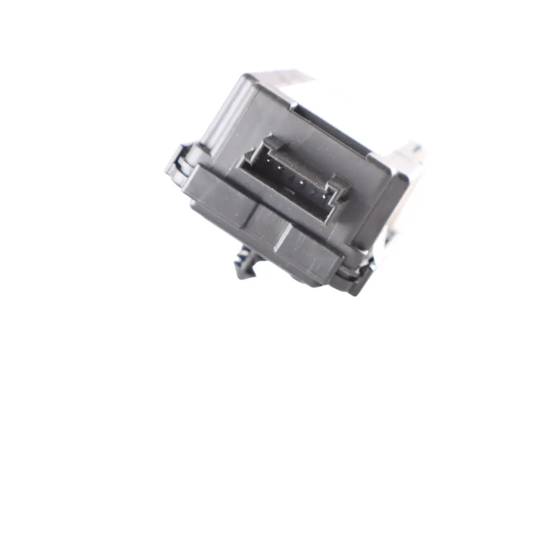 Radio Audio Remote Receiver Control Module Unit to BMW G30 with Part number 7928660 BMW G30 Radio Audio Remote Receiver Control Module Unit - SKU 7928660 - Part number 7928660