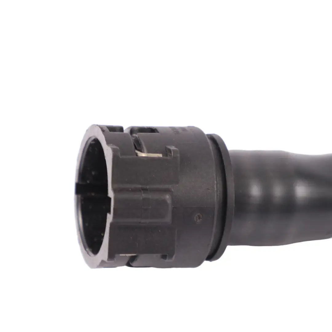 Tubo refrigerante BMW G30 530e LCI B48X Linea tubo acqua raffreddamento per con numero di parte 7952798 Tubo refrigerante BMW G30 530e LCI B48X Linea tubo acqua raffreddamento - SKU 7952798 - Numero di parte 7952798