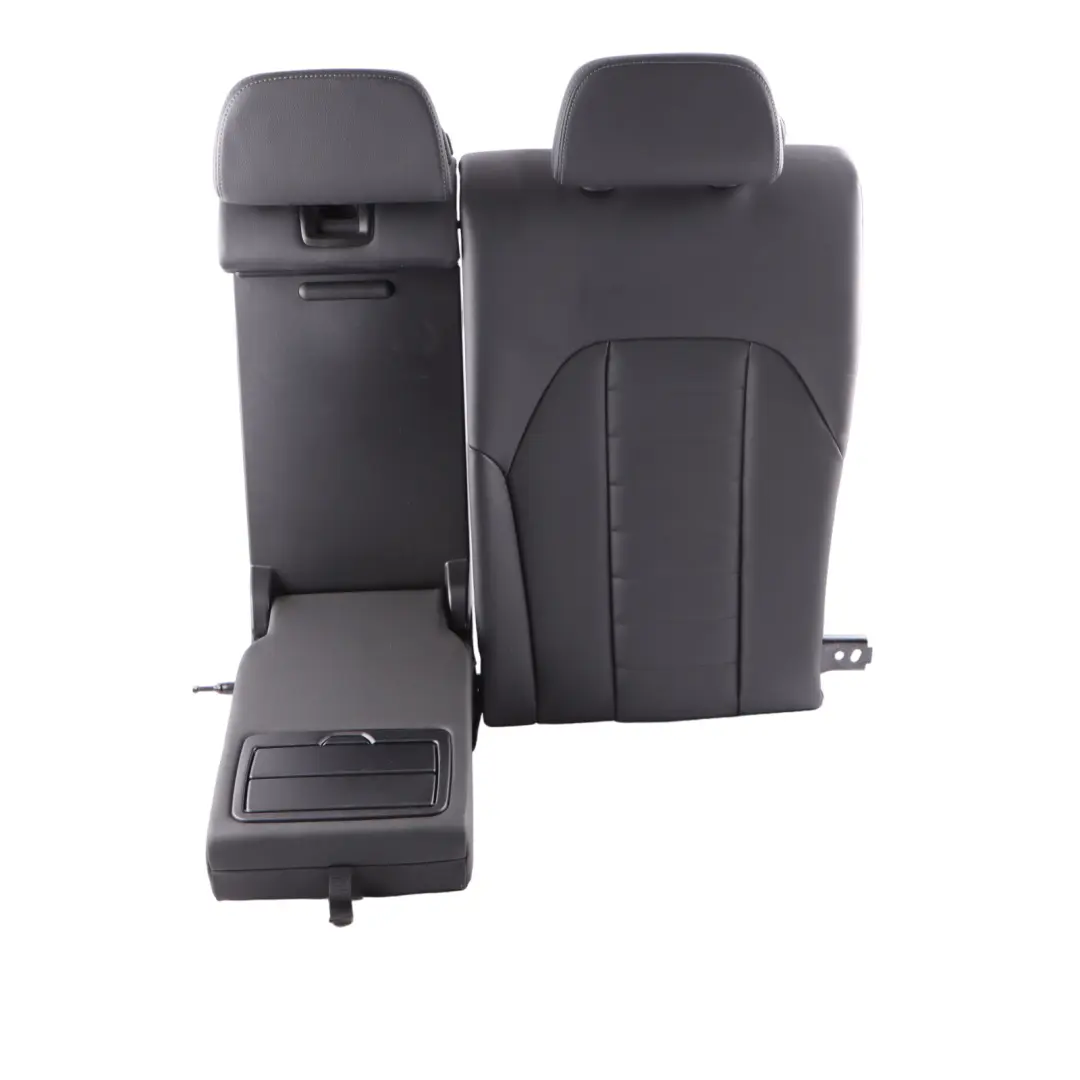 Sitzlehnenbezug schwarz Leder hinten links für BMW G20 mit Teilenummer 7956223 BMW G20 Sitzlehnenbezug schwarz Leder hinten links - SKU 7956223 - Teilenummer 7956223