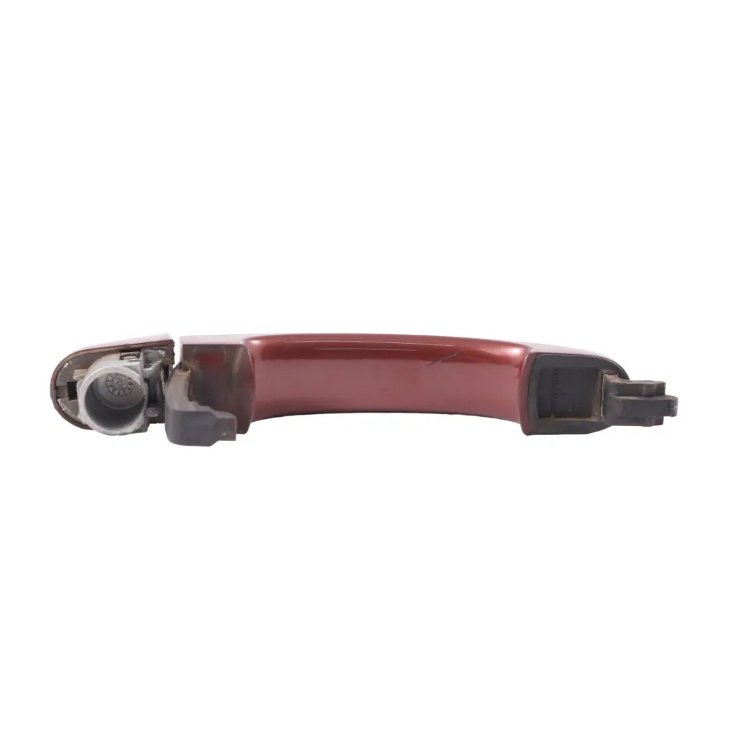 Tirador puerta trasera izquierda Lava Red Metallic 7E0843703A para Volkswagen Caddy con número de pieza 7E0843703A-LAV Volkswagen Caddy Tirador puerta trasera izquierda Lava Red Metallic 7E0843703A - SKU 7E0843703A-LL3U - Número de pieza 7E0843703A-LAV