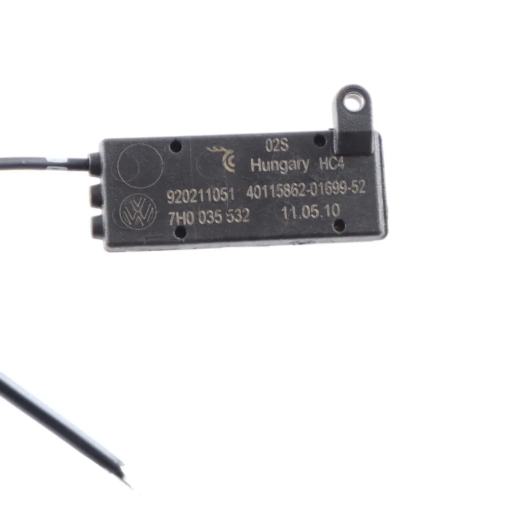 VW Volkswagen Transporter T5 Aeriel FM AM Receiver Unit Module - SKU 7H0035532-1 - Part number 7H0035532