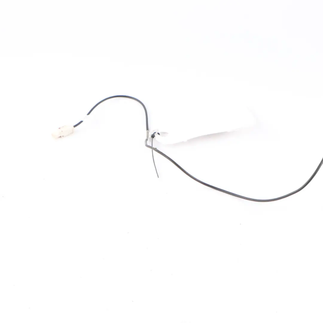 Aeriel FM AM Receiver Unit Module to VW Volkswagen Transporter T5 with Part number 7H0035532 VW Volkswagen Transporter T5 Aeriel FM AM Receiver Unit Module - SKU 7H0035532-1 - Part number 7H0035532