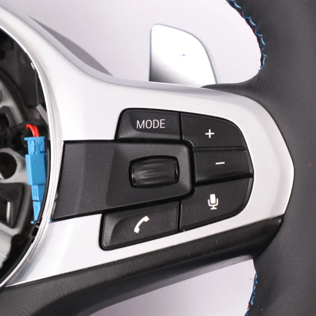 Volant BMW G30 G31 G32 X5 G05 M Sport NEW Cuir Noir Palettes changement vitesse pour à propos du numéro de pièce 8008179 Volant BMW G30 G31 G32 X5 G05 M Sport NEW Cuir Noir Palettes changement vitesse - SKU 8008179-3 - Numéro de pièce 8008179