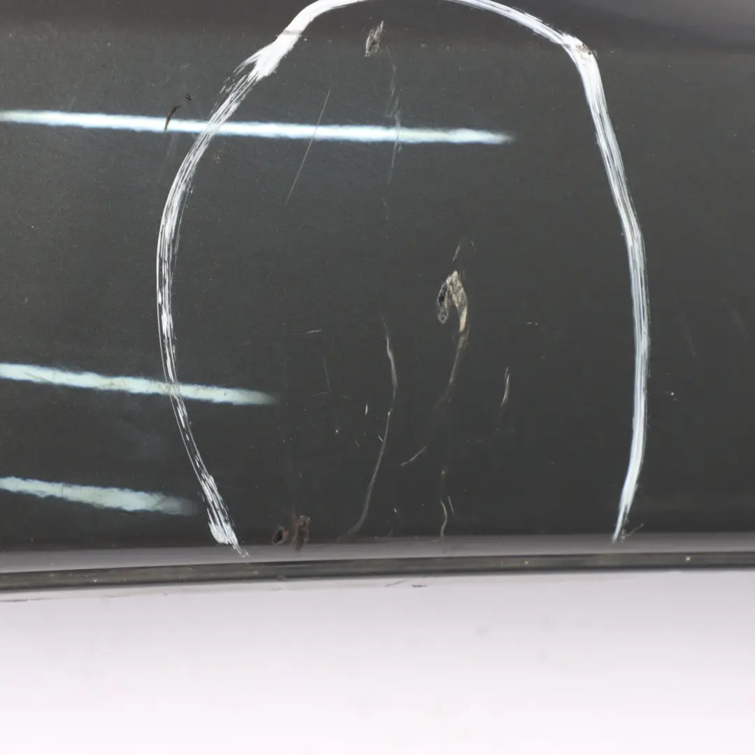 Parachoques Trasero M Sport Parte Inferior Panel Difusor para BMW F20 LCI con número de pieza 8060302 BMW F20 LCI Parachoques Trasero M Sport Parte Inferior Panel Difusor - SKU 8060302 - Número de pieza 8060302