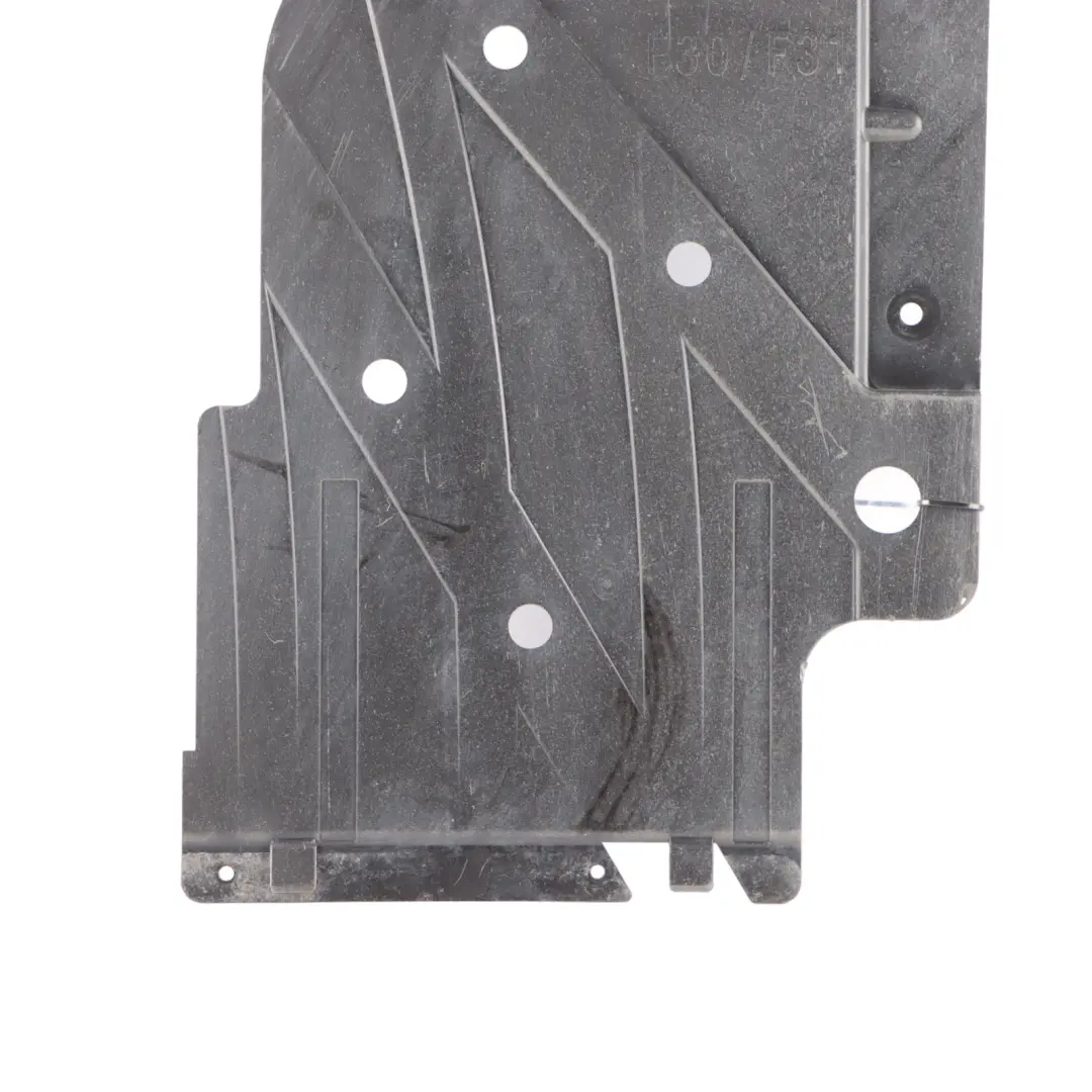BMW F80 M3 F82 M4 Extensión bajos carrocería Tapa embellecedora derecha - SKU 8062222 - Número de pieza 8062222