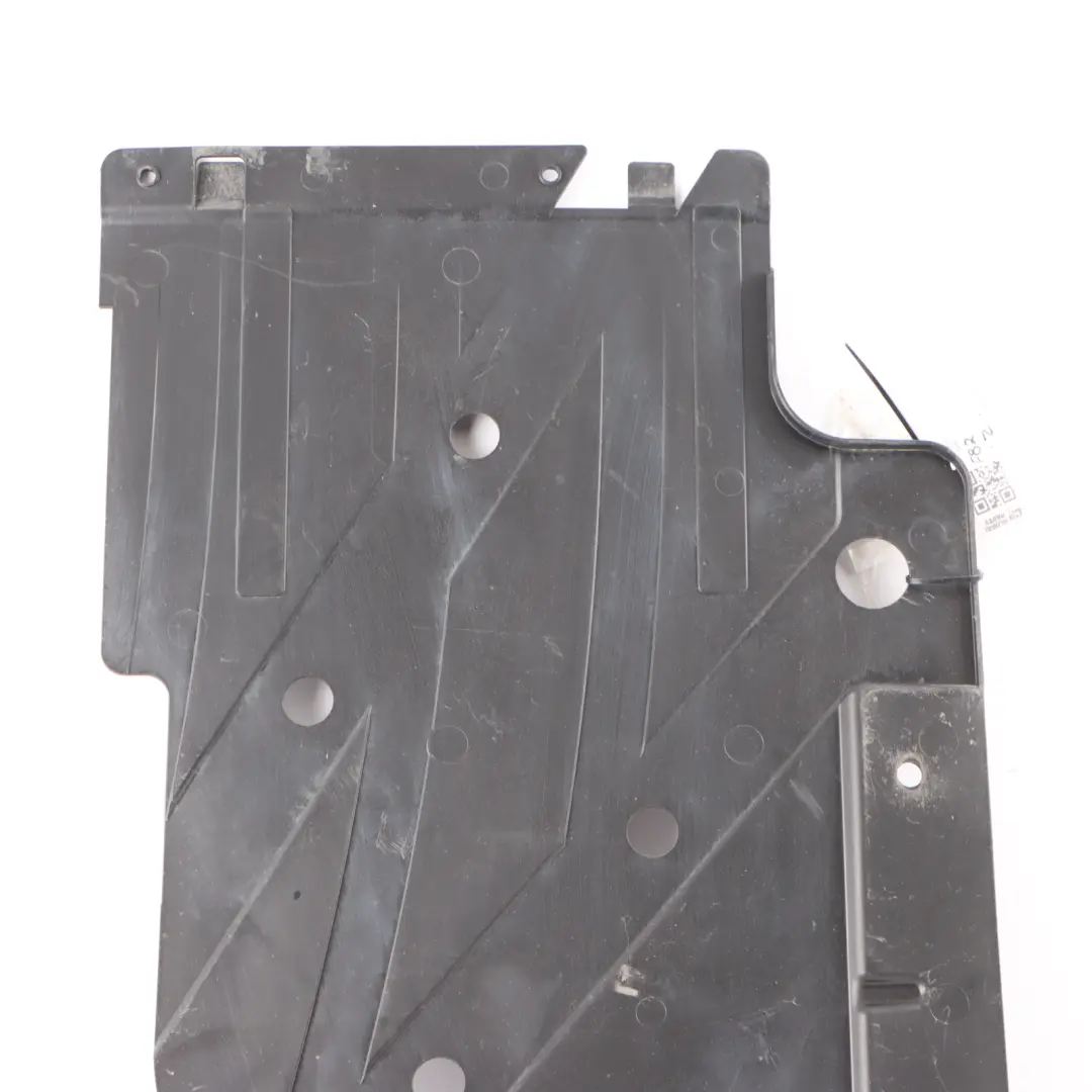 Osłona Podwozia Prawa do BMW F80 M3 F82 M4 o numerze 8062222 BMW F80 M3 F82 M4 Osłona Podwozia Prawa - SKU 8062222 - Numer Części 8062222