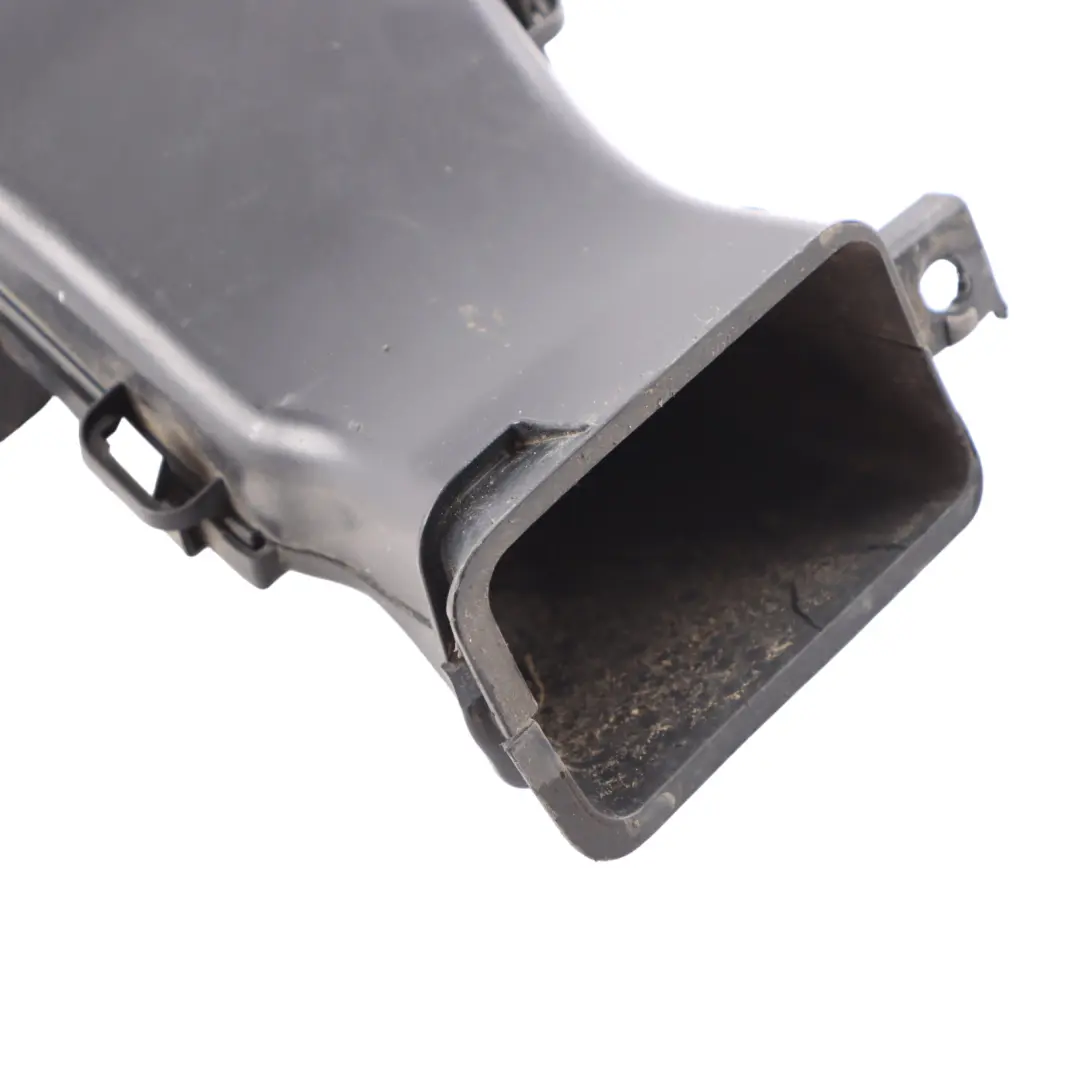 Duct Front Brake Cooling Vent Channel Right O/S Pipe to BMW M2 F87 LCI Air with Part number 8073528 BMW M2 F87 LCI Air Duct Front Brake Cooling Vent Channel Right O/S Pipe - SKU 8073528 - Part number 8073528
