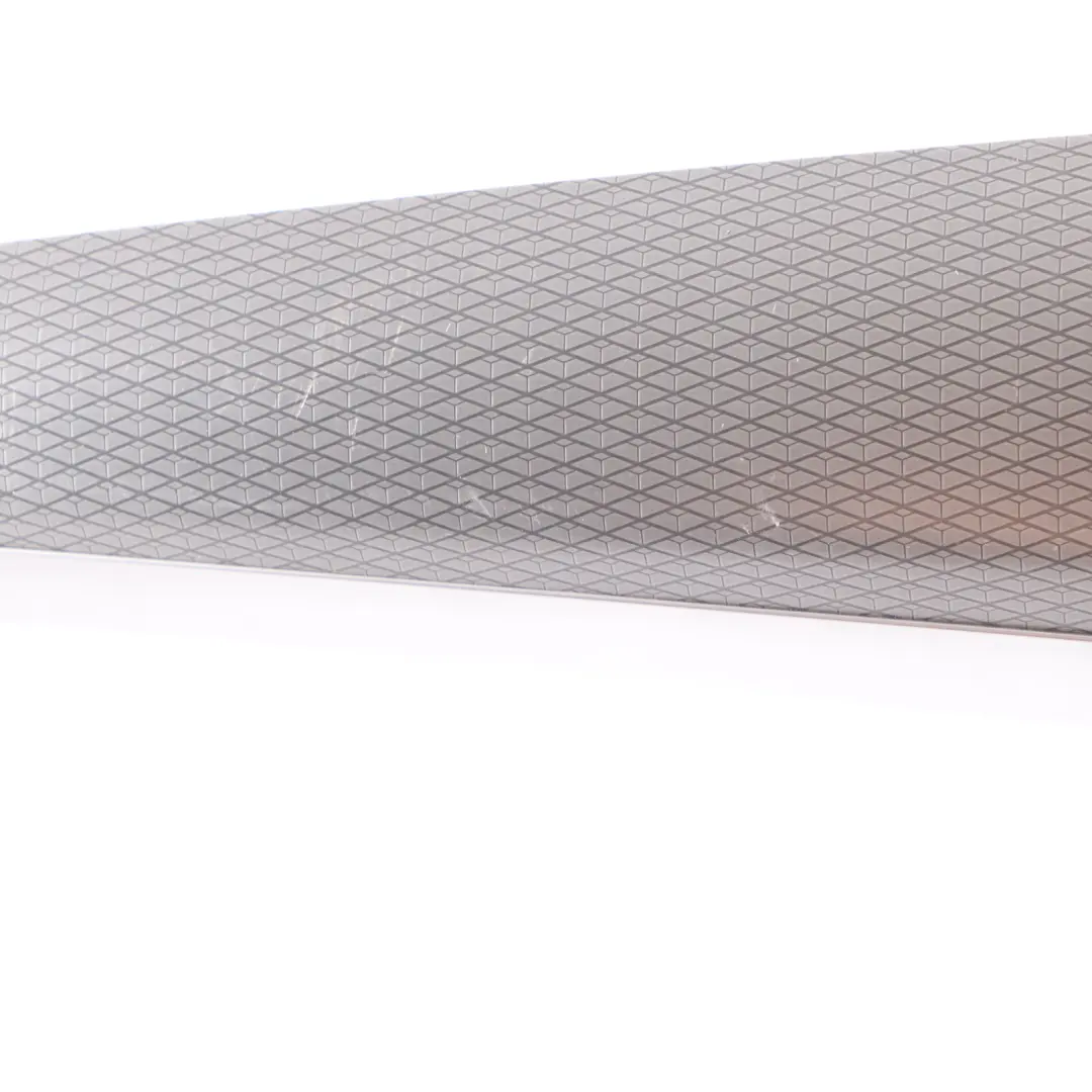 Baguett Garniture Porte Avant Gauche Aluminium Losange pour BMW X3 G01 X4 G02 à propos du numéro de pièce 8093515 BMW X3 G01 X4 G02 Baguett Garniture Porte Avant Gauche Aluminium Losange - SKU 8093515 - Numéro de pièce 8093515