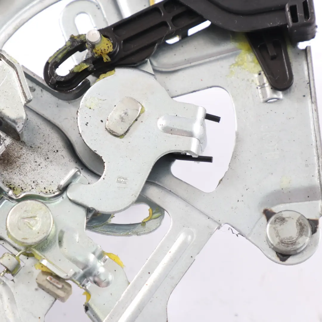 Mécanisme verrouillage porte coulissante droite pour Hyundai H-1 à propos du numéro de pièce 81450-4H050 Hyundai H-1 Mécanisme verrouillage porte coulissante droite - SKU 81450-4H050 - Numéro de pièce 81450-4H050