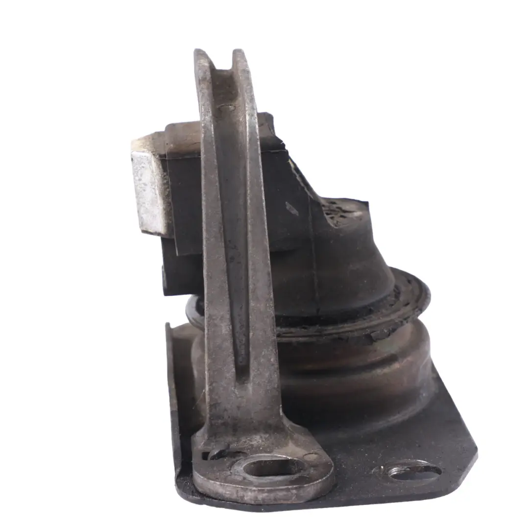 Supporto motore staffa montaggio per Renault Trafic II con numero di parte 8200003825 Renault Trafic II Supporto motore staffa montaggio - SKU 8200003825 - Numero di parte 8200003825