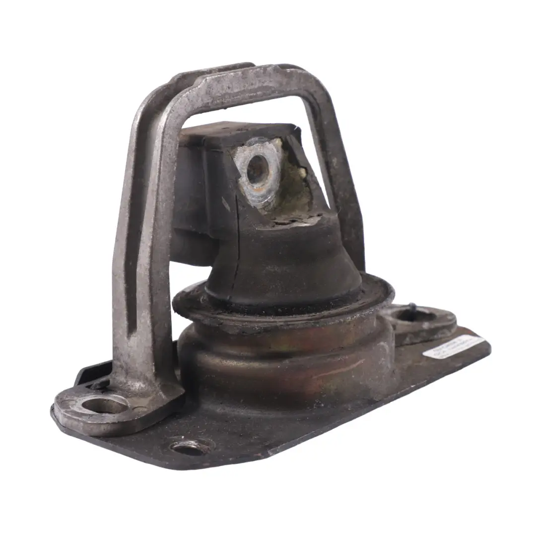 Supporto motore staffa montaggio per Renault Trafic II con numero di parte 8200003825 Renault Trafic II Supporto motore staffa montaggio - SKU 8200003825 - Numero di parte 8200003825