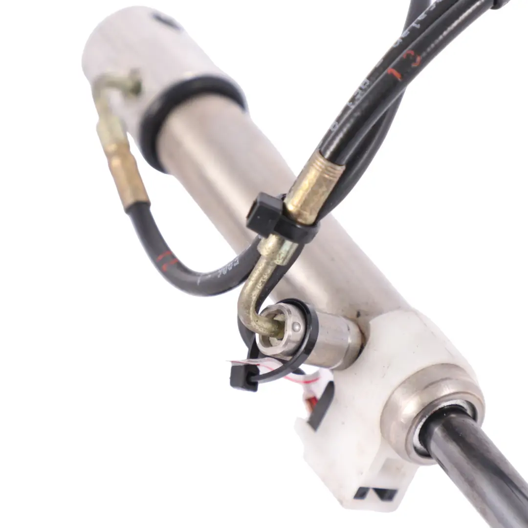 BMW E46 Convertible Cilindro Hidráulico Izquierda Accionamiento techo plegable - SKU 8243269 - Número de pieza 8243269