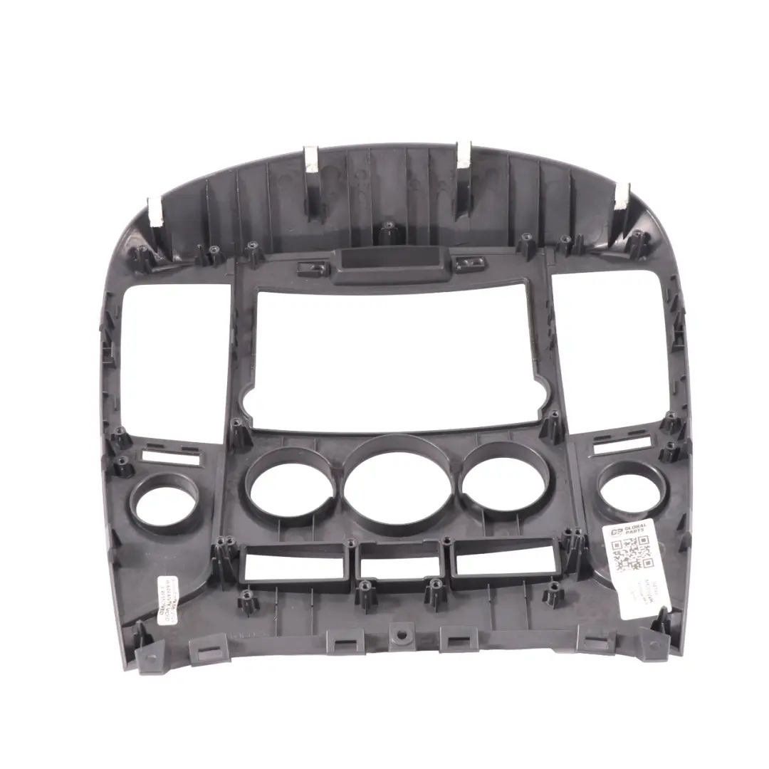 Coperchio centrale cruscotto Telaio rivestimento Nero per Hyundai H-1 con numero di parte 84741-4H000WK Hyundai H-1 Coperchio centrale cruscotto Telaio rivestimento Nero - SKU 84741-4H000WK - Numero di parte 84741-4H000WK