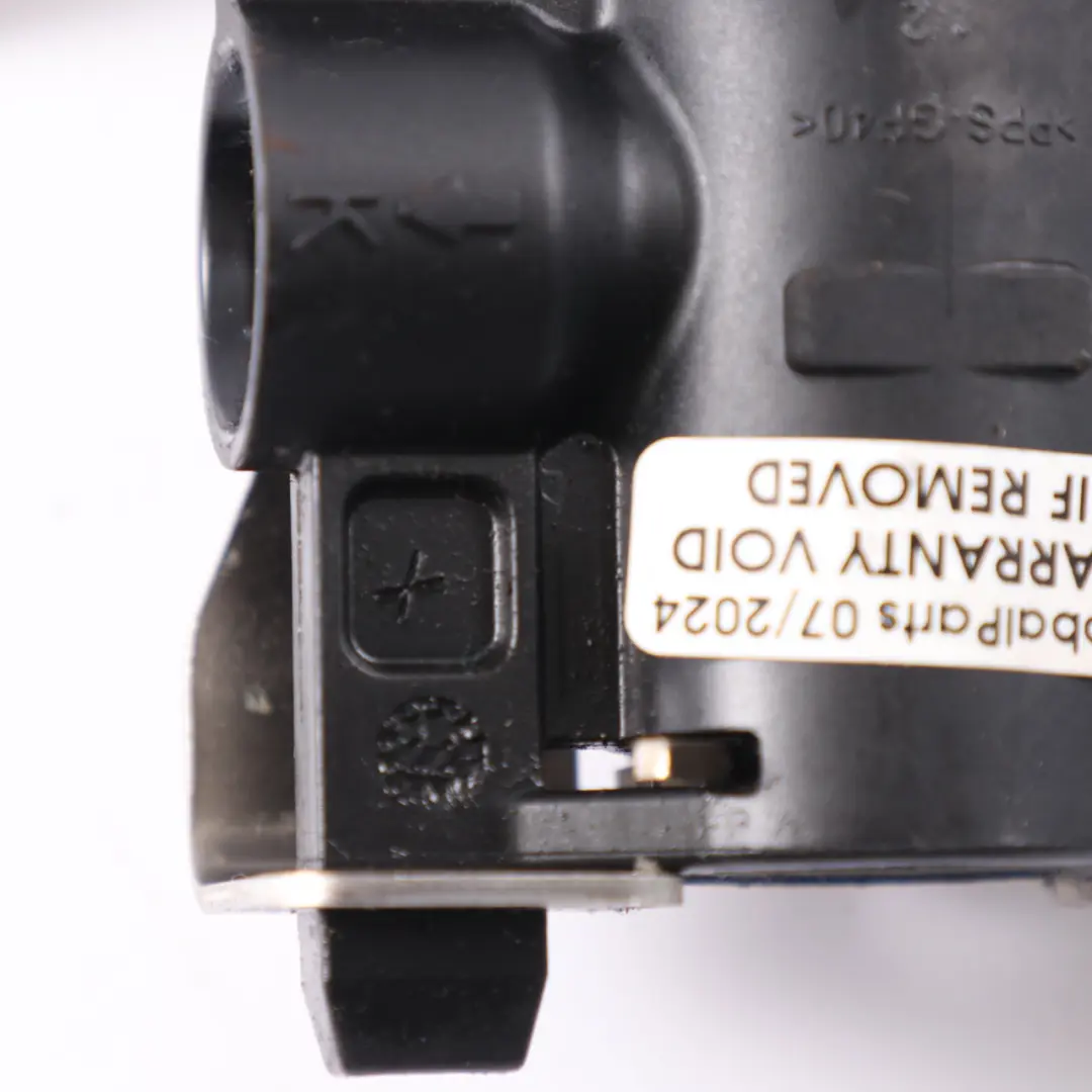 Thermostat Boîte vitesses Refroidisseur d'huile Connecteur pour BMW F45 F46 Mini F60 à propos du numéro de pièce 8481575 BMW F45 F46 Mini F60 Thermostat Boîte vitesses Refroidisseur d'huile Connecteur - SKU 8481575-1 - Numéro de pièce 8481575