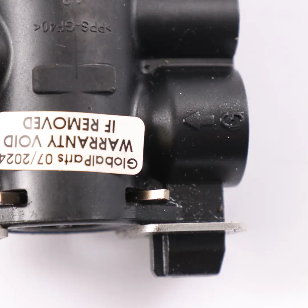BMW F45 F46 Mini F60 Thermostat Gearbox Oil Cooler Hose Connector 9488754 - SKU 8481575-1 - Part number 8481575