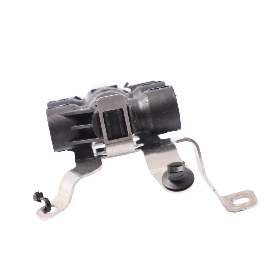 Termostato Caja Cambios Enfriador Aceite Manguera Conector para BMW F45 F46 Mini F60 con número de pieza 8481575 BMW F45 F46 Mini F60 Termostato Caja Cambios Enfriador Aceite Manguera Conector - SKU 8481575-1 - Número de pieza 8481575