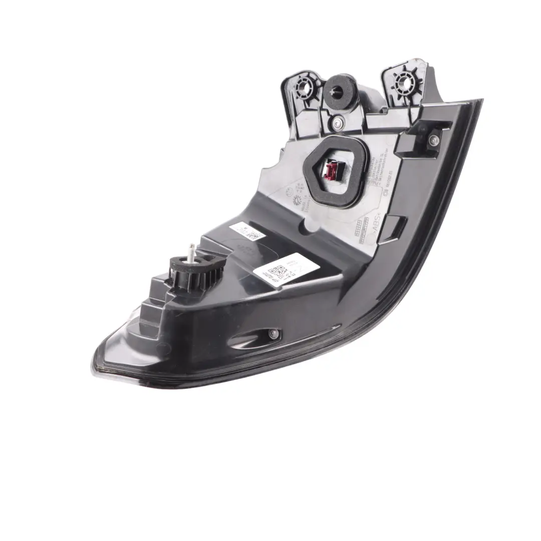 Lamp Light Right O/S Side Panel Tail Light to BMW G30 G31 Rear with Part number 8493812 BMW G30 G31 Rear Lamp Light Right O/S Side Panel Tail Light - SKU 8493812 - Part number 8493812