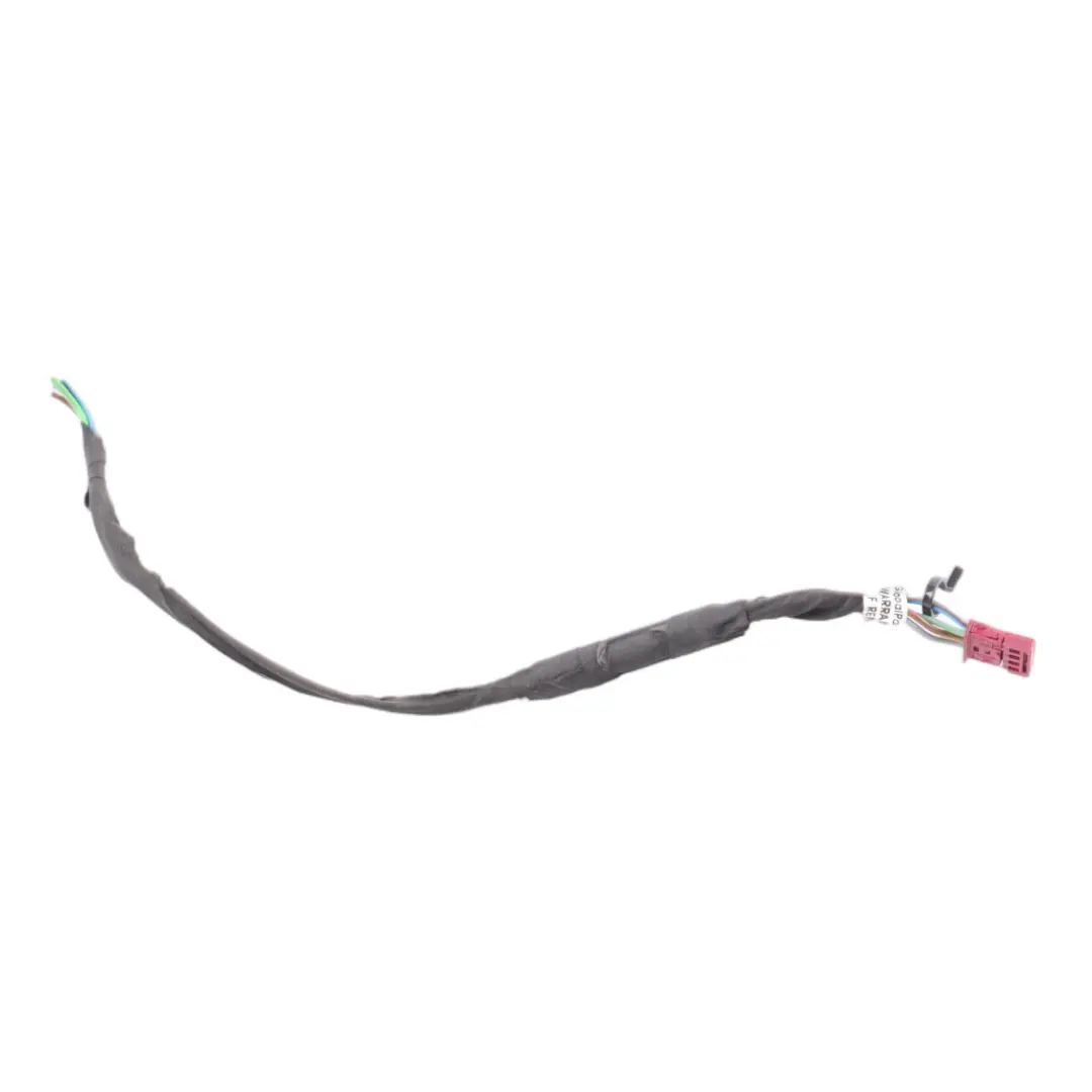 Lamp Light Right O/S Side Panel Tail Light Plug Wiring to BMW G30 G31 Rear with Part number 8493812 BMW G30 G31 Rear Lamp Light Right O/S Side Panel Tail Light Plug Wiring - SKU 8493812-2 - Part number 8493812