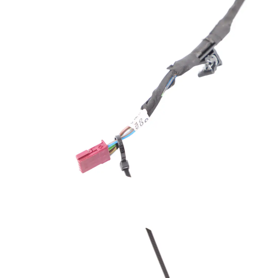 BMW G30 G31 Rear Lamp Light Right O/S Side Panel Tail Light Plug Wiring - SKU 8493812-2 - Part number 8493812