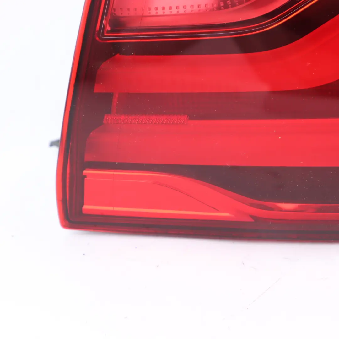 Trasero Derecho Luz Trasera Interior para BMW F36 F82 M4 con número de pieza 8496524 BMW F36 F82 M4 Trasero Derecho Luz Trasera Interior - SKU 8496524 - Número de pieza 8496524