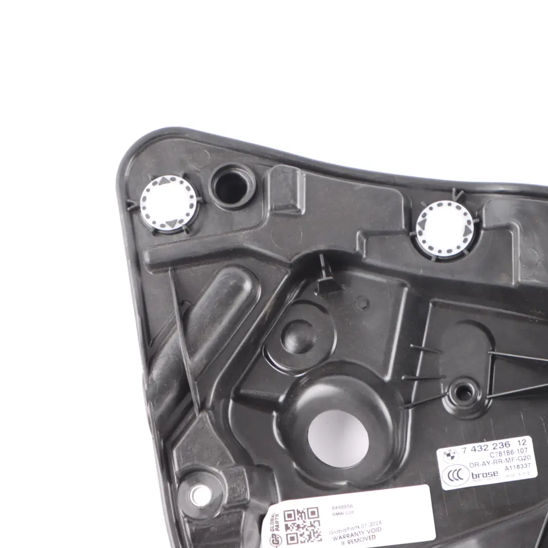 Podnośnik Szyby Mocowanie Boczka Drzwi Prawy Tył do BMW G20 G21 o numerze 8498856 BMW G20 G21 Podnośnik Szyby Mocowanie Boczka Drzwi Prawy Tył - SKU 8498856 - Numer Części 8498856