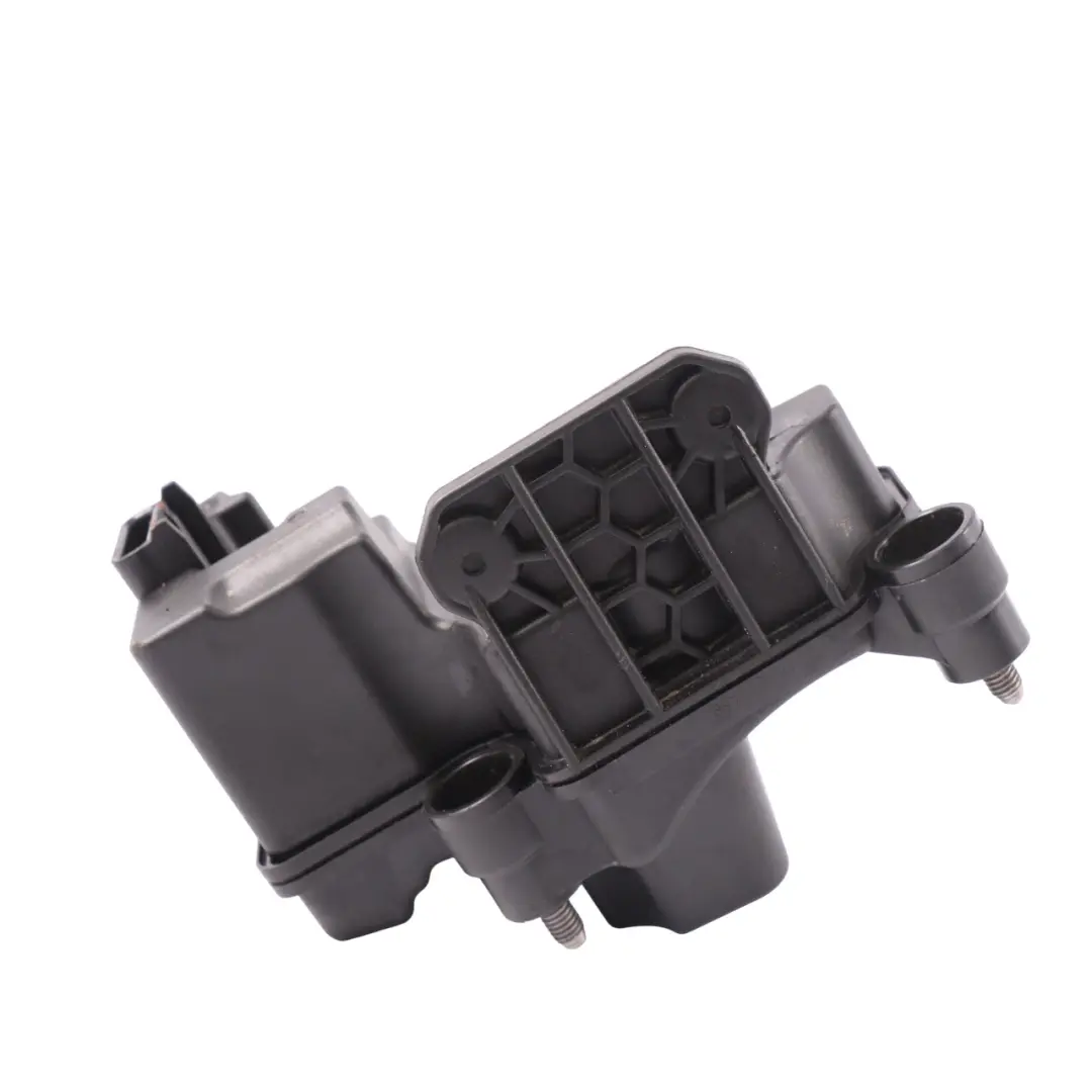 B47 Vacío Resorvoir Tanque Caja para BMW F20 F21 F30 F31 LCI con número de pieza 8514207 BMW F20 F21 F30 F31 LCI B47 Vacío Resorvoir Tanque Caja - SKU 8514207 - Número de pieza 8514207