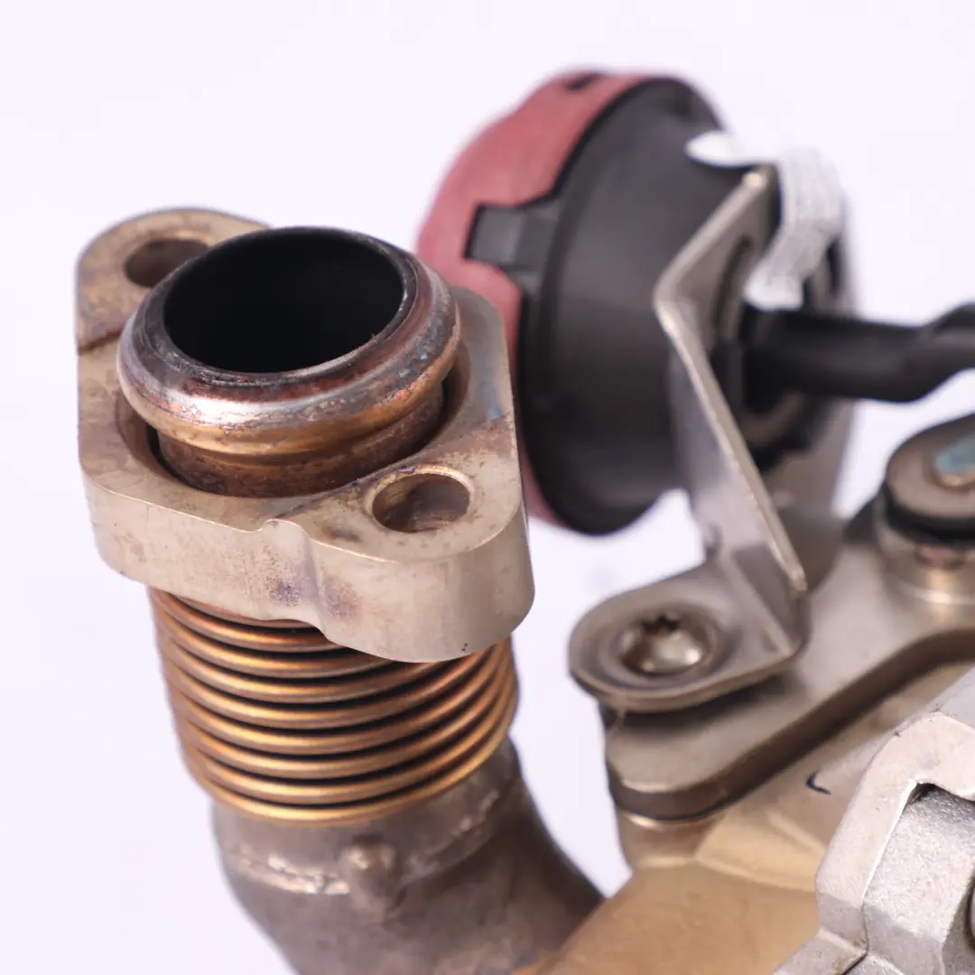 Enfriador EGR BMW G11 G12 G20 G21 G30 G31 330d B57 Válvula gases escape para con número de pieza 8570655 Enfriador EGR BMW G11 G12 G20 G21 G30 G31 330d B57 Válvula gases escape - SKU 8570655 - Número de pieza 8570655