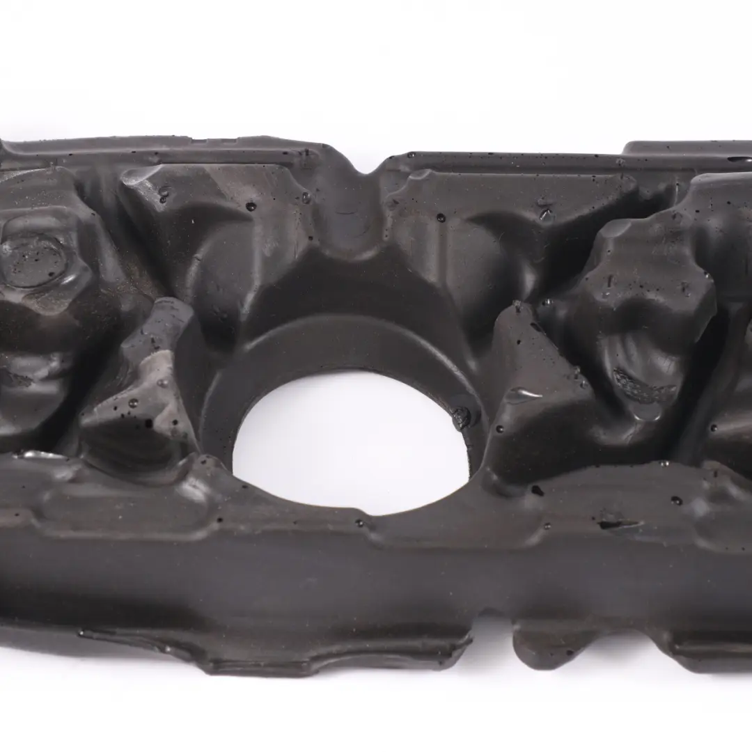 B57 Wygłuszenie Osłona Silnika do BMW G11 G20 o numerze 8570836 BMW G11 G20 B57 Wygłuszenie Osłona Silnika - SKU 8570836 - Numer Części 8570836