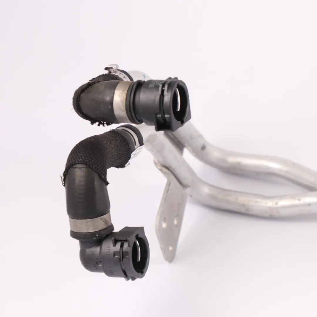 Tubo dell'acqua BMW G20 G21 G30 G31 B57 EGR Linea refrigerante per con numero di parte 8571601 Tubo dell'acqua BMW G20 G21 G30 G31 B57 EGR Linea refrigerante - SKU 8571601 - Numero di parte 8571601