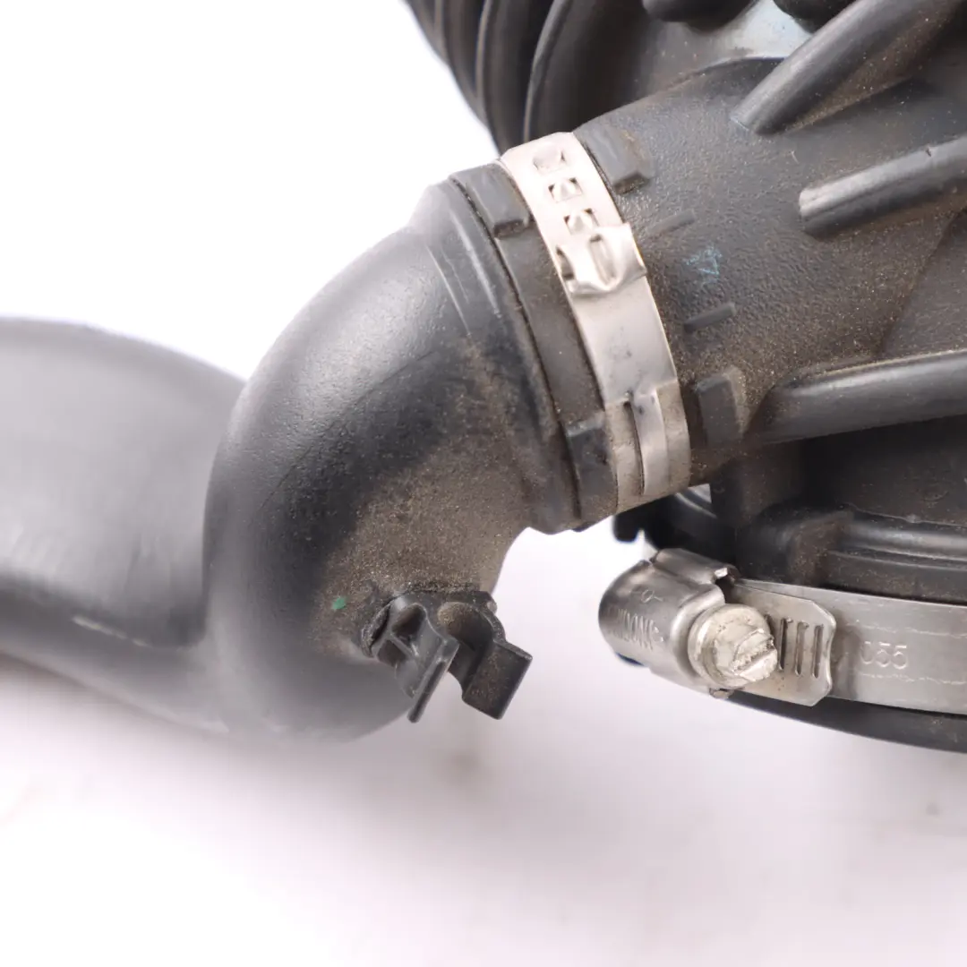 Tubo di aspirazione BMW G30 G31 G11 G32 GT X3 G01 X5 G05 Diesel B57 per con numero di parte 8571705 Tubo di aspirazione BMW G30 G31 G11 G32 GT X3 G01 X5 G05 Diesel B57 - SKU 8571705-1 - Numero di parte 8571705