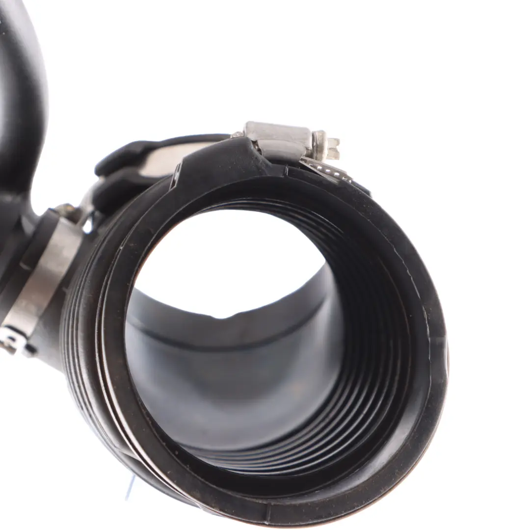 Rura Przewód Powietrza Diesel B57 do BMW G30 G31 G11 G32 GT X3 G01 X5 o numerze 8571705 BMW G30 G31 G11 G32 GT X3 G01 X5 Rura Przewód Powietrza Diesel B57 - SKU 8571705-1 - Numer Części 8571705