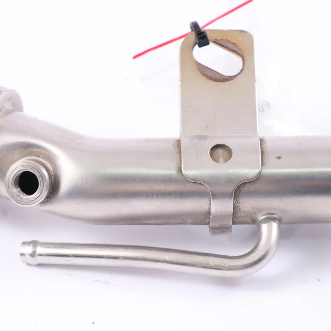 Tubo EGR BMW G11 G12 G20 G21 G30 G31 B57 Tubo recirculación gases escape para con número de pieza 8574821 Tubo EGR BMW G11 G12 G20 G21 G30 G31 B57 Tubo recirculación gases escape - SKU 8574821 - Número de pieza 8574821