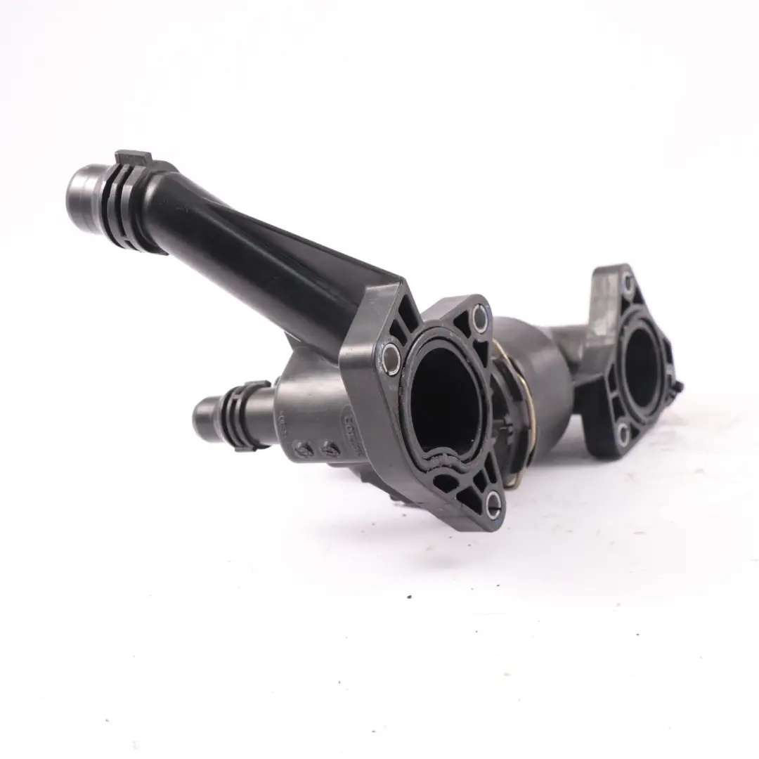 B57 Acqua refrigerante Termostato Alloggiamento 7552067 per BMW G20 G21 G30 G31 con numero di parte 8576289 BMW G20 G21 G30 G31 B57 Acqua refrigerante Termostato Alloggiamento 7552067 - SKU 8576289 - Numero di parte 8576289