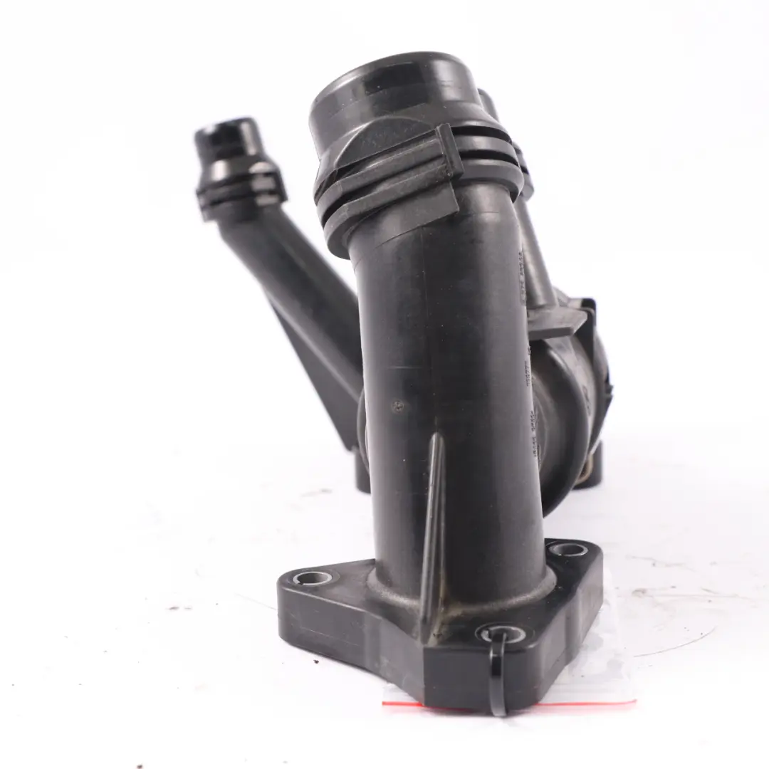 B57 Acqua refrigerante Termostato Alloggiamento 7552067 per BMW G20 G21 G30 G31 con numero di parte 8576289 BMW G20 G21 G30 G31 B57 Acqua refrigerante Termostato Alloggiamento 7552067 - SKU 8576289 - Numero di parte 8576289