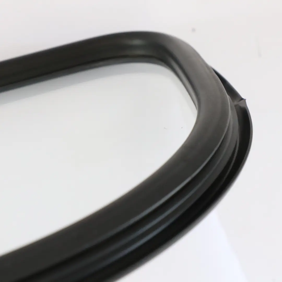 Hyundai H-1 Partition Cargo Barrier Glass Glazing AS2 - SKU 85775-4H500 - Part number 85775-4H500