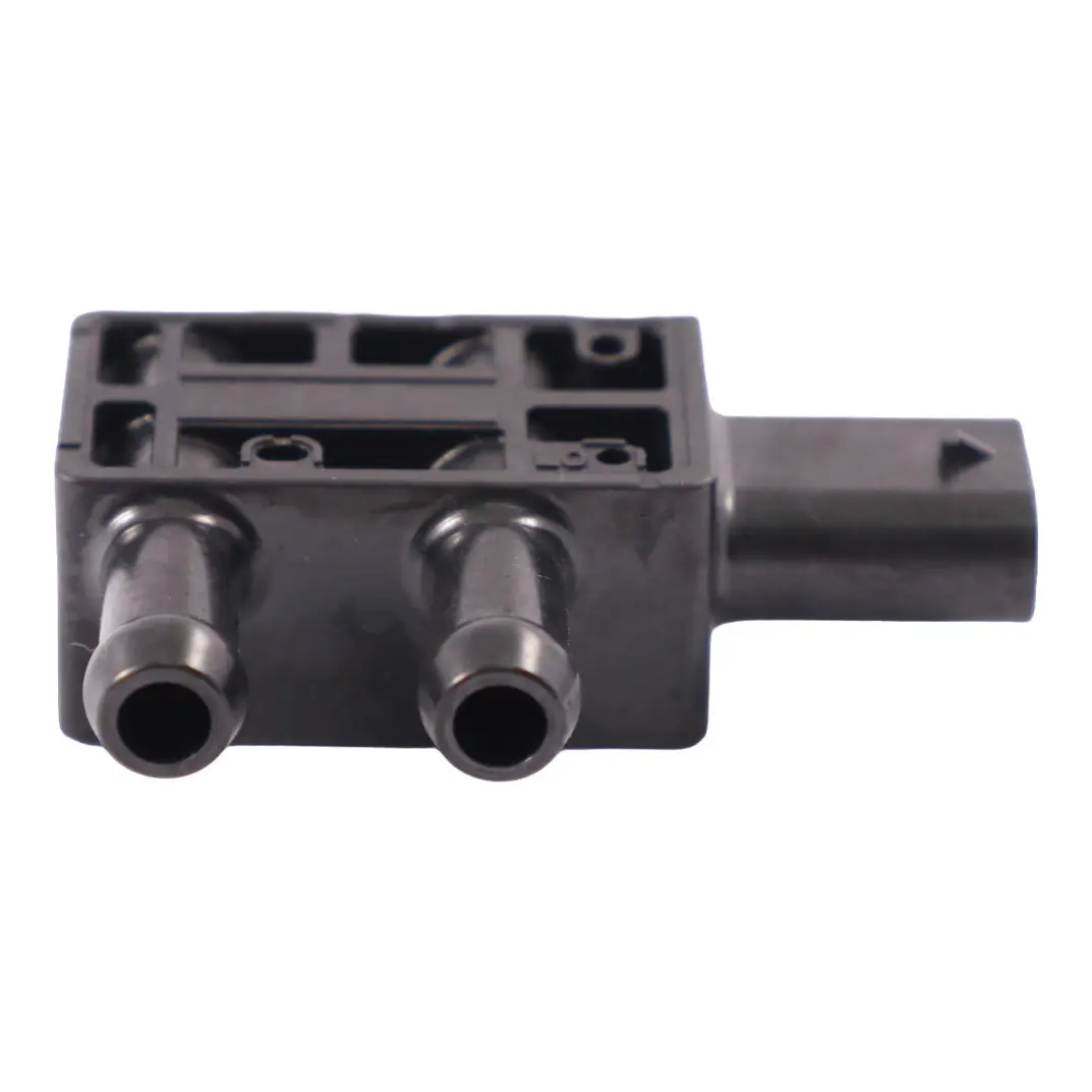 Exhaust Differential Pressure Sensor to BMW G20 G21 G30 F40 Mini F54 F56 with Part number 8579353 BMW G20 G21 G30 F40 Mini F54 F56 Exhaust Differential Pressure Sensor - SKU 8579353 - Part number 8579353